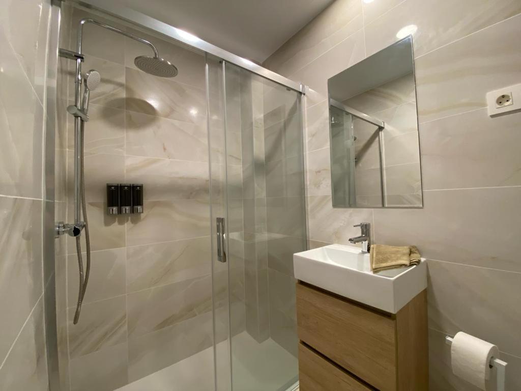 Apartamento Refugio 2Br Y 2Ba Azca/Bernabeu Madrid Exterior foto